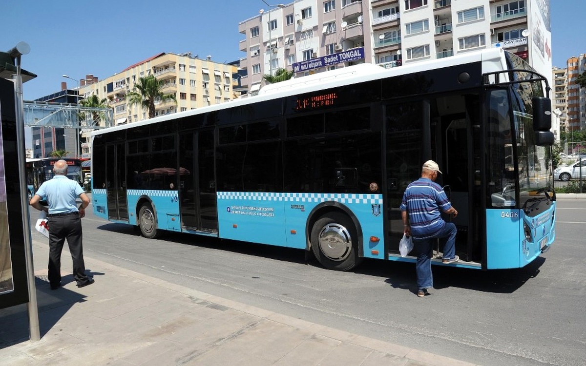 Büyekşehir\'den Otobüs Durağa Ne Zaman Gelecek Uygulaması