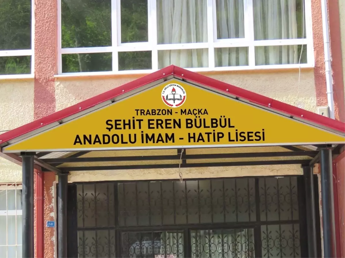 Eren\'in İsmi Okuduğu Okuluna Verildi