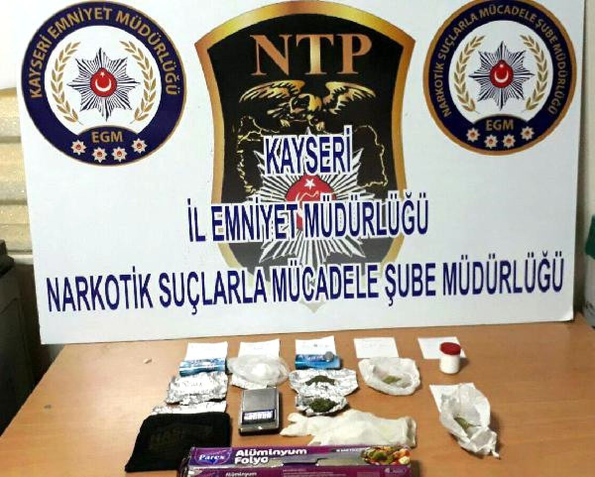 Kayseri\'de Uyuşturucu Satıcılarına Operasyon: 2 Gözaltı