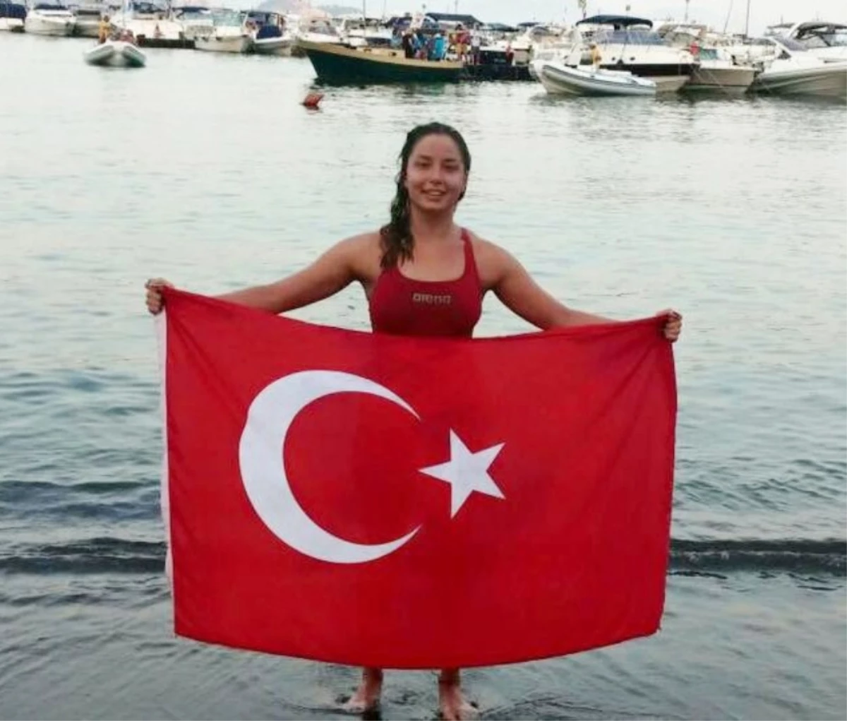Manş Denizi\'ne Kulaç Atan En Genç Türk Kadını Olacak