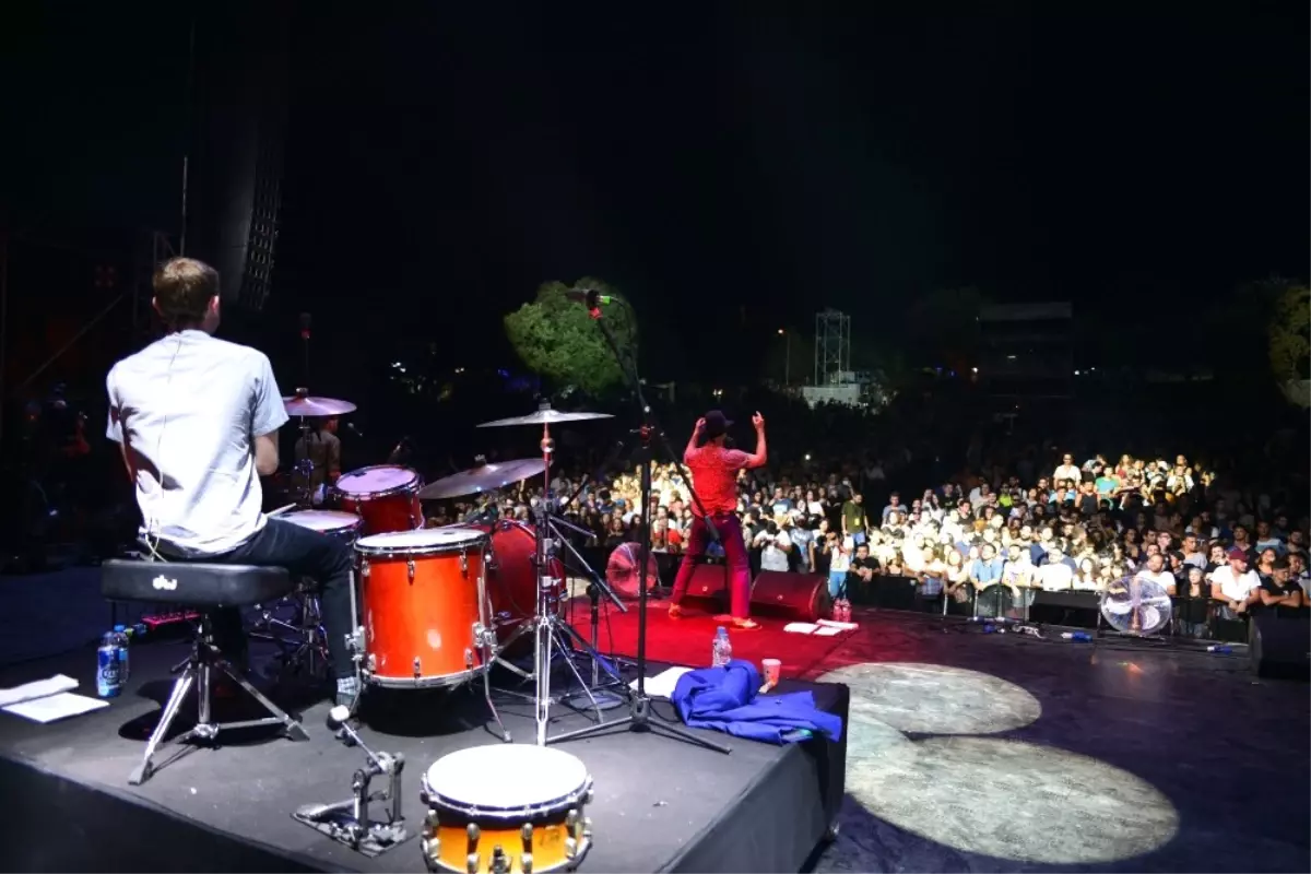 Nilüfer Müzik Festivali, Maximo Park ile Doruğa Çıktı