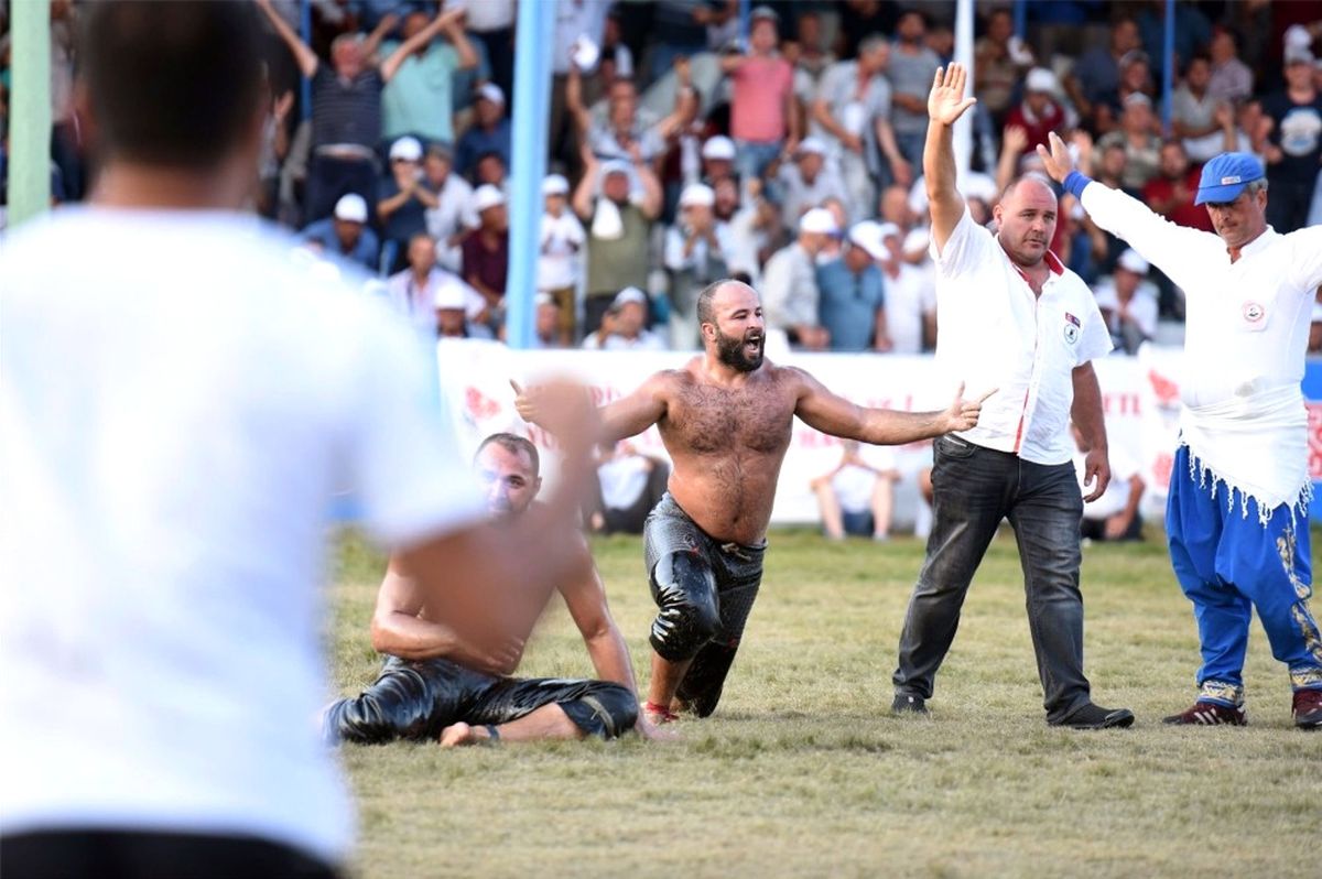 Orhan Okulu, Altın Kemerin Ebedi Sahibi Oldu