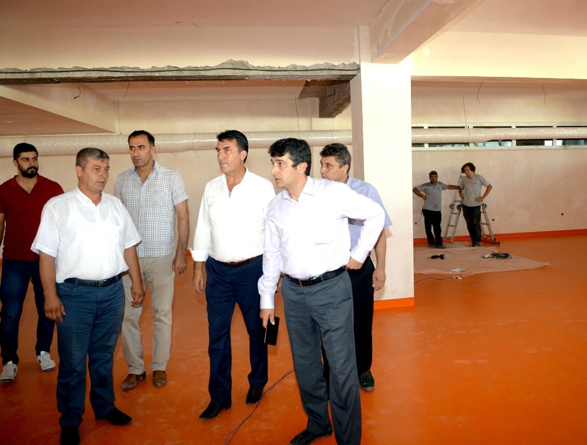 Osmangazi\'den Ovaakça\'ya Kapalı Spor Salonu
