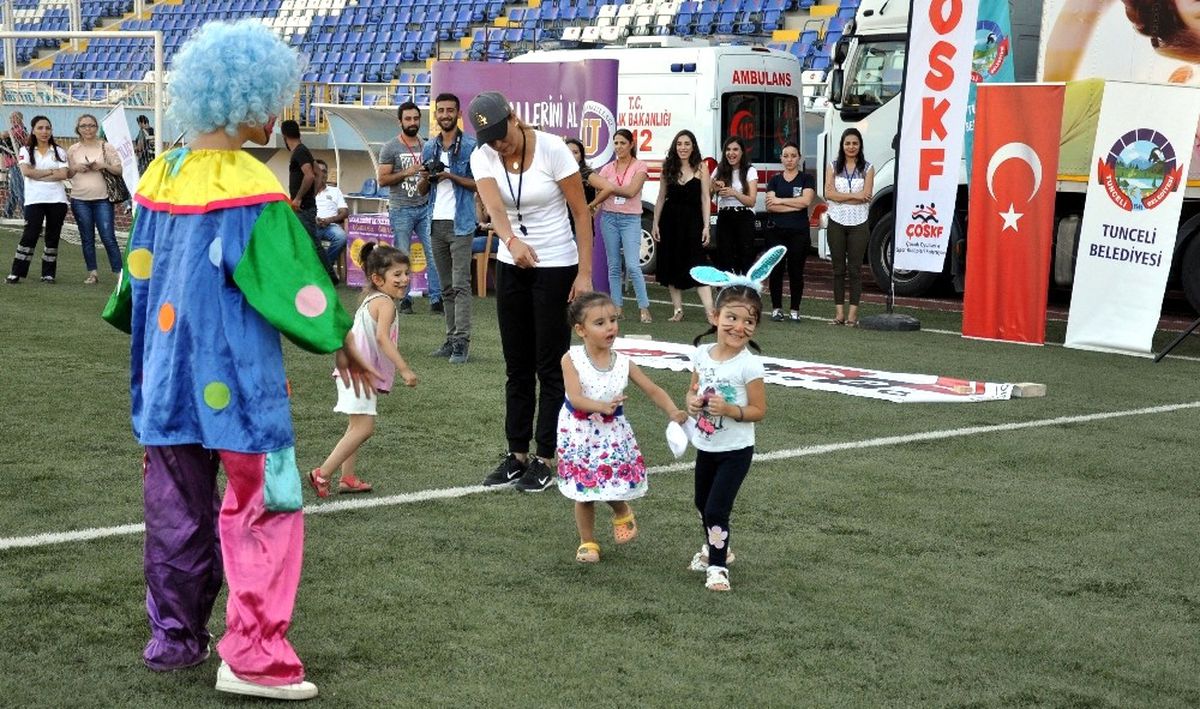 Oyun Karavanı Tuncelili Çocuklarla Buluştu