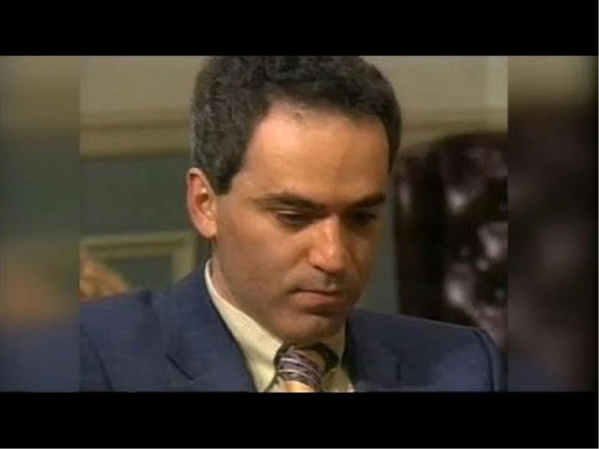 Satrancın Efsanesi Kasparov Geri Döndü