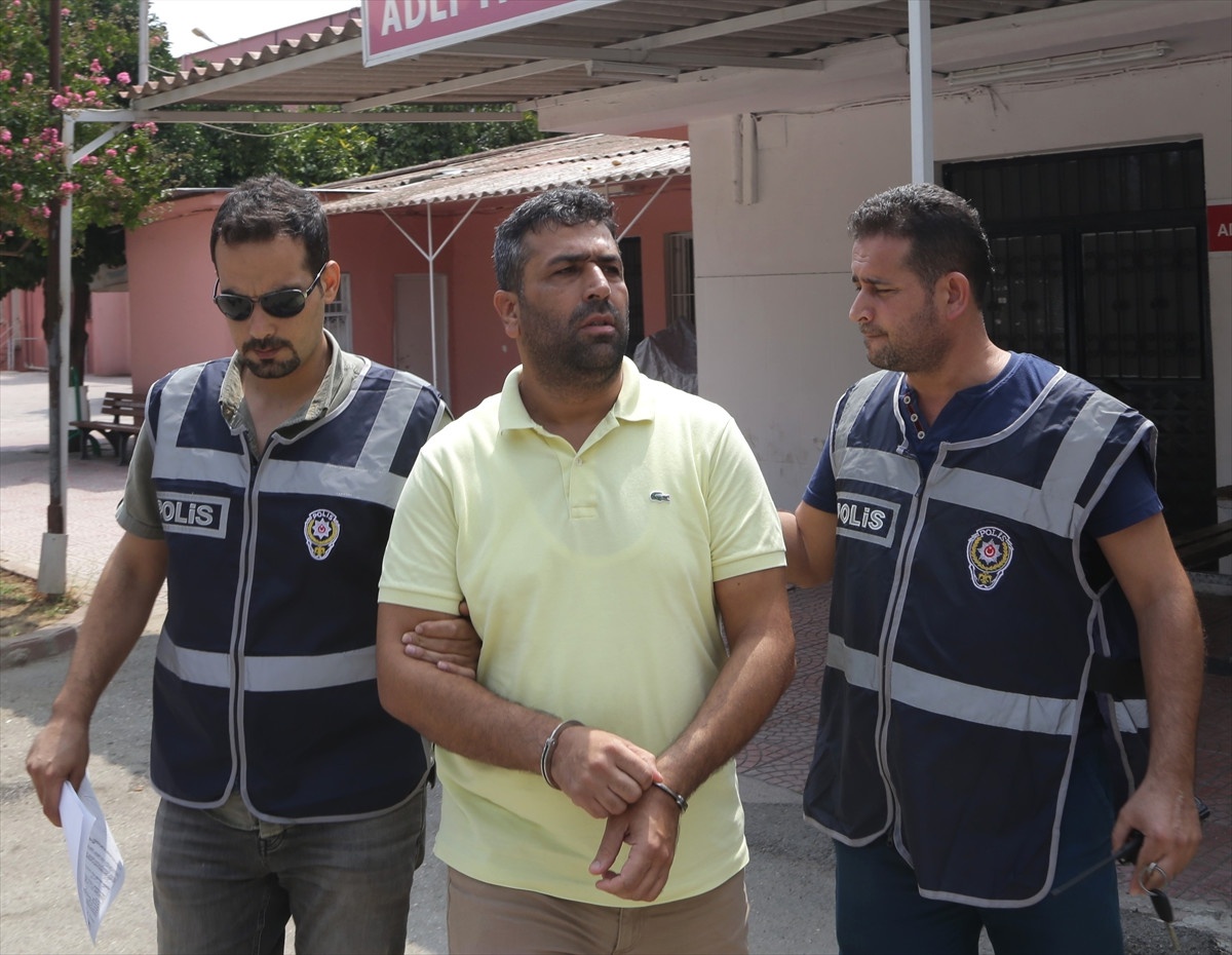 Aylık Ücretle Kiraladığı Evleri Yıllık Kiraya Vermiş