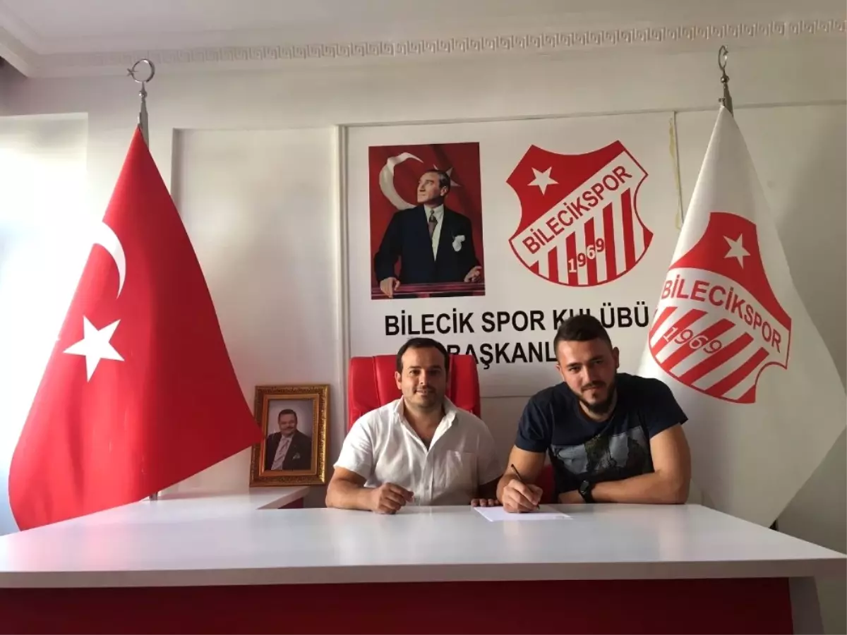 Bilecikspor Tecrübeli Oyuncu ile Anlaştı