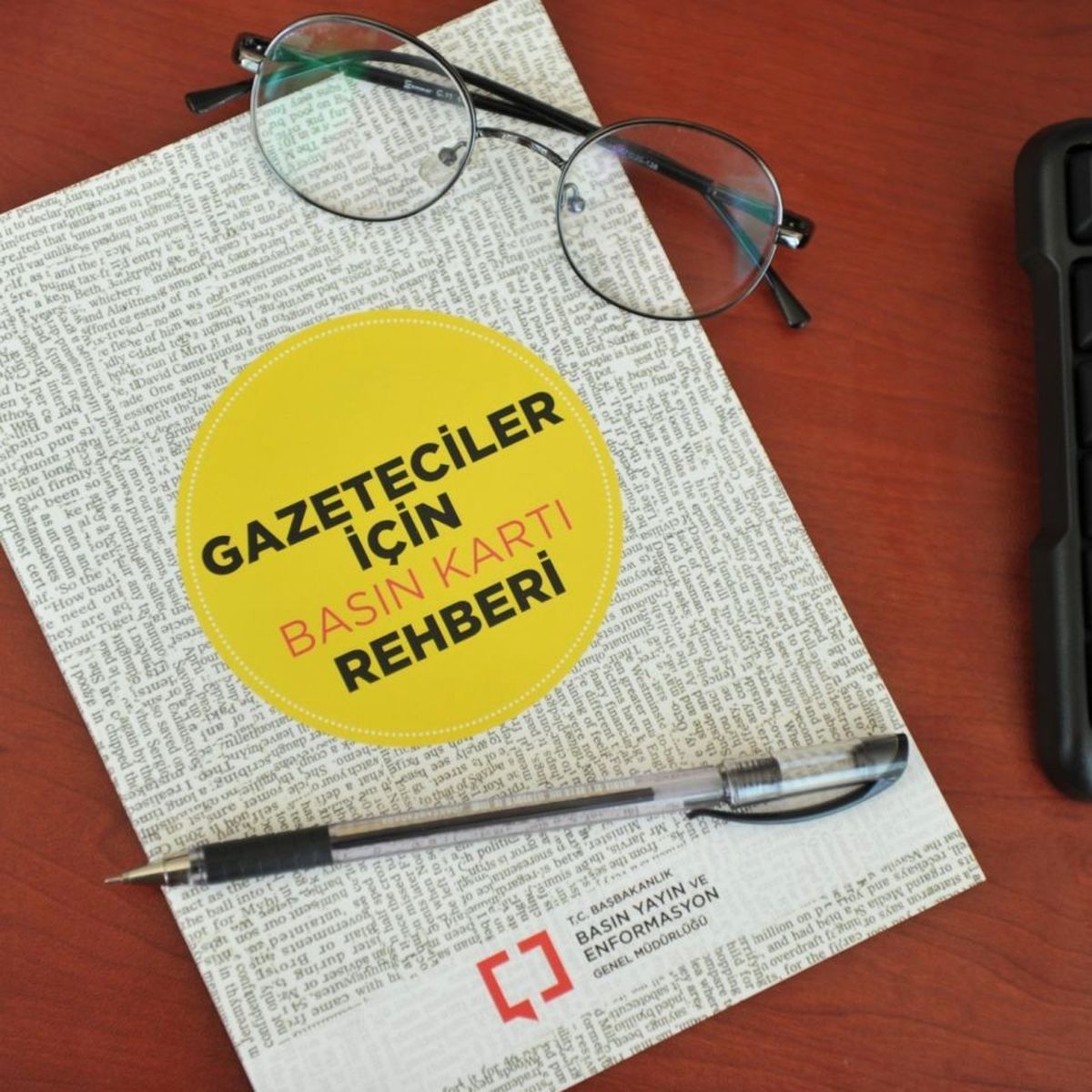 Byegm\'nin \'Gazeteciler İçin Basın Kartı Rehber Serisi\'nin Birinci Kitabı Yayımlandı
