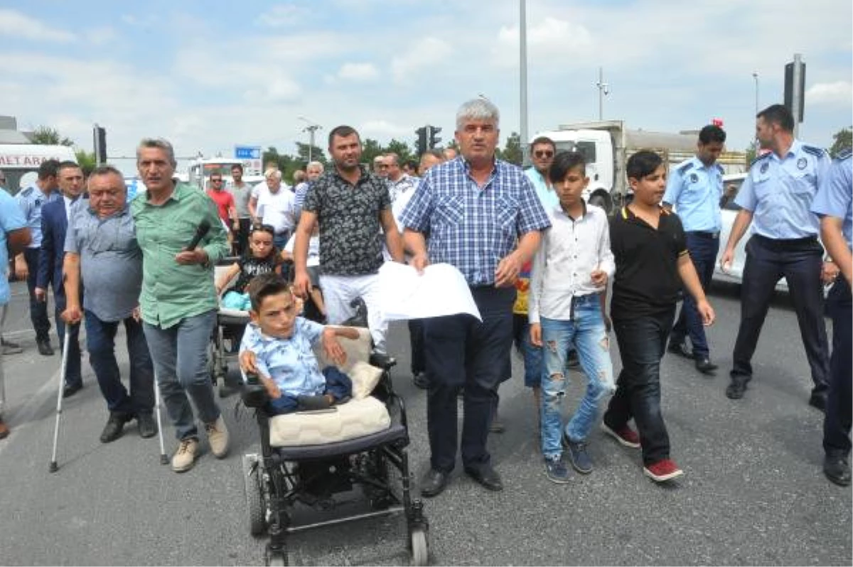 Değiştirilen Minibüs Güzergahı, CHP\'li Başkanları Karşı Karşıya Getirdi