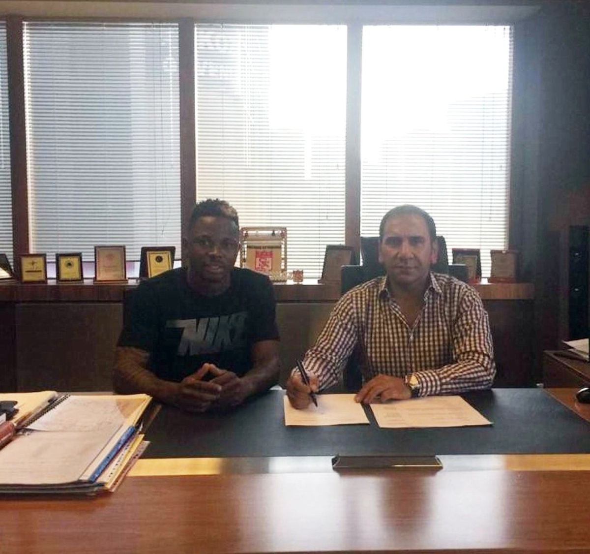 Demir Grup Sivasspor\'a Fildişi Sahilli Golcü
