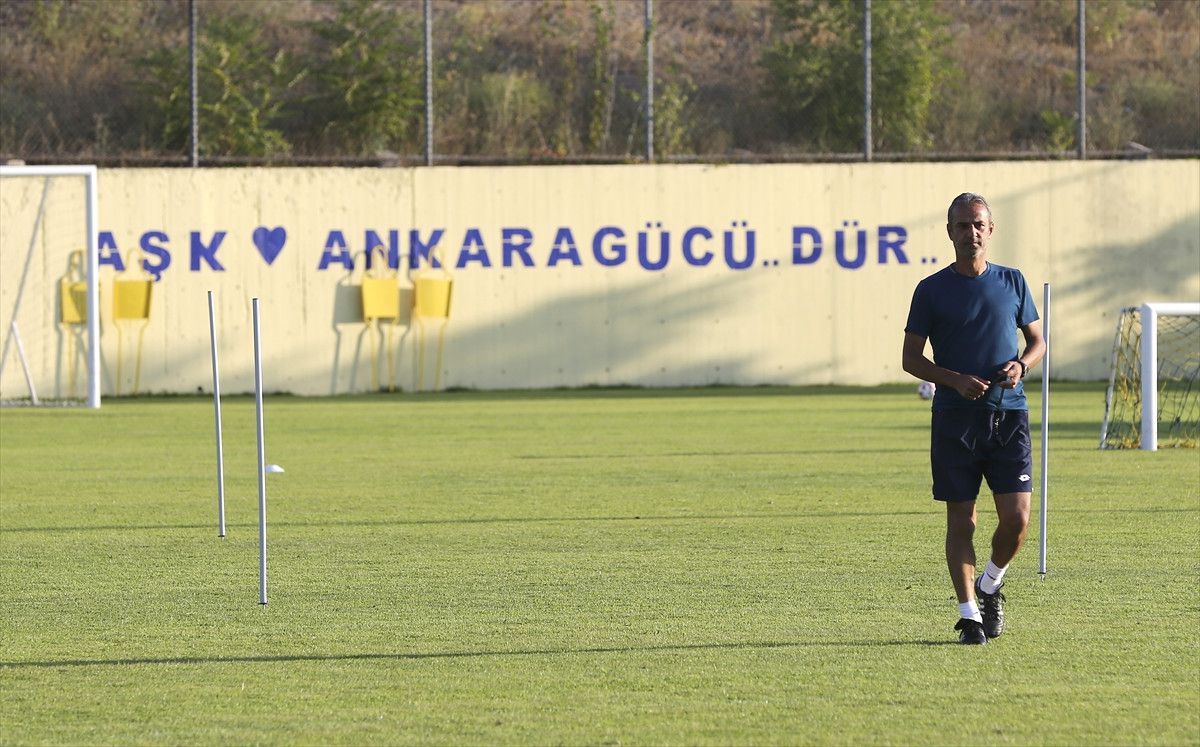 Elimizdeki Mevcut Kadroyla İyi Çalışıyoruz"