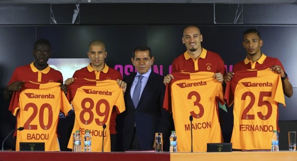 Yeni Transferler İçin İmza Töreni Düzenlendi
