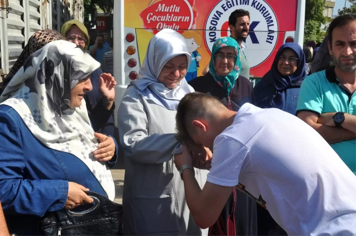 Hacı Adayları Mukaddes Topraklara Uğurlandı