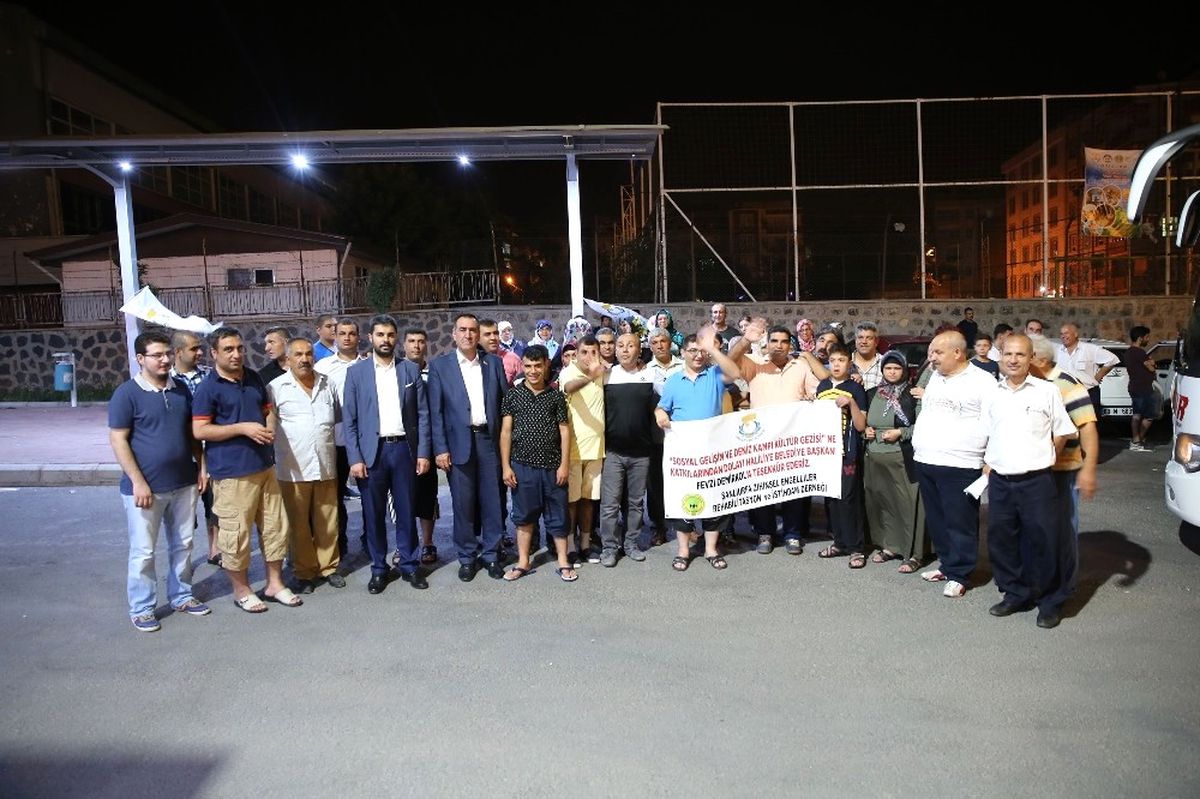 Haliliye Belediyesi Engellileri Gençlik Kampına Gönderdi
