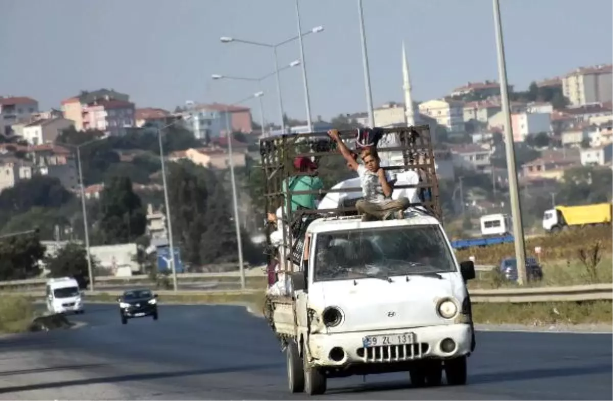 Kamyonet Üzerinde Tehlikeli Yolculuk