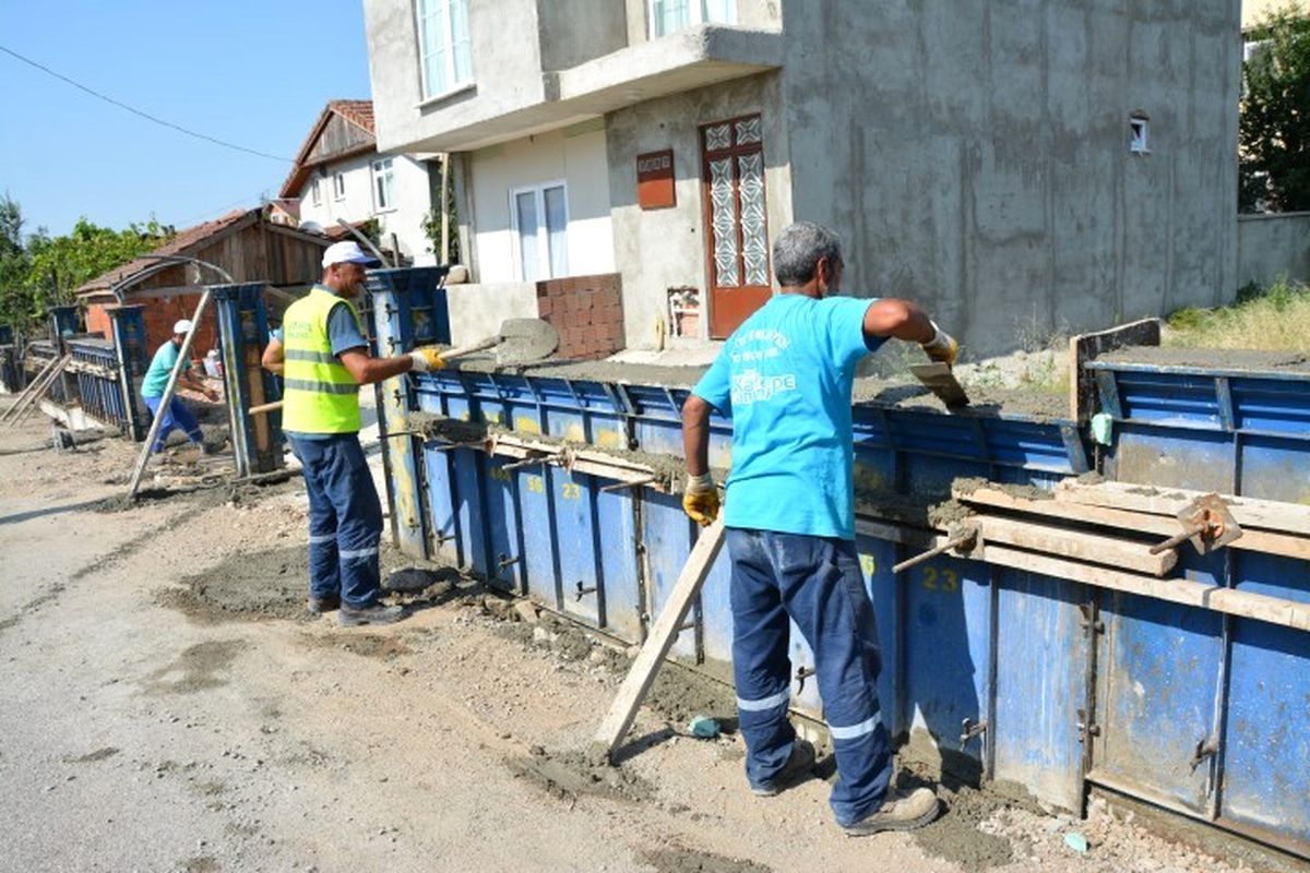 Kartepe\'de Üst Yapı Estetik Hale Getiriliyor