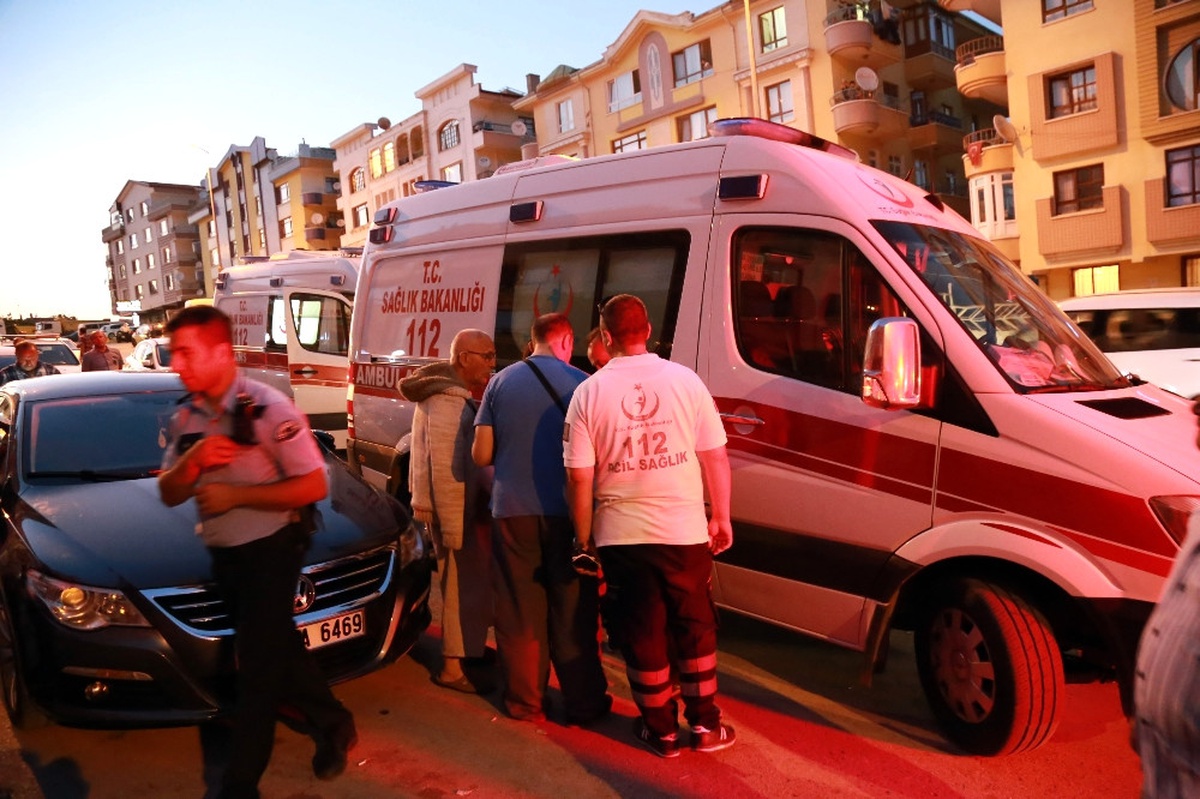 Künefecide Gaz Kaçağı: 5\'i Çocuk 18 Kişi Zehirlendi