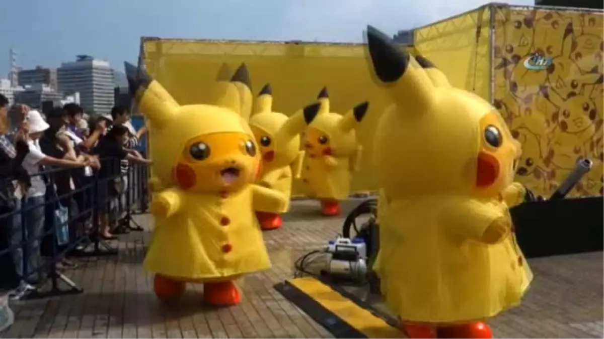 Pikachular Japonya Sokaklarını Hareketlendirdi