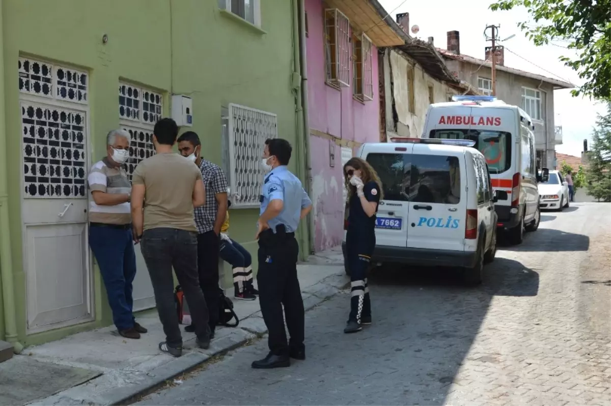 Yalnız Yaşayan Yaşlı Adam Evinde Ölü Bulundu