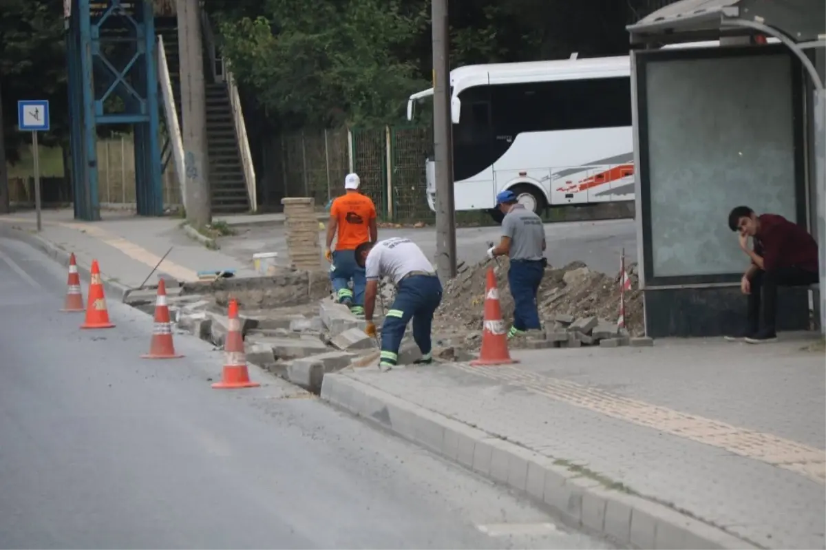 Yeşiltepe-Kepez Yolunda Ki Cep ve Duraklar Yapılıyor