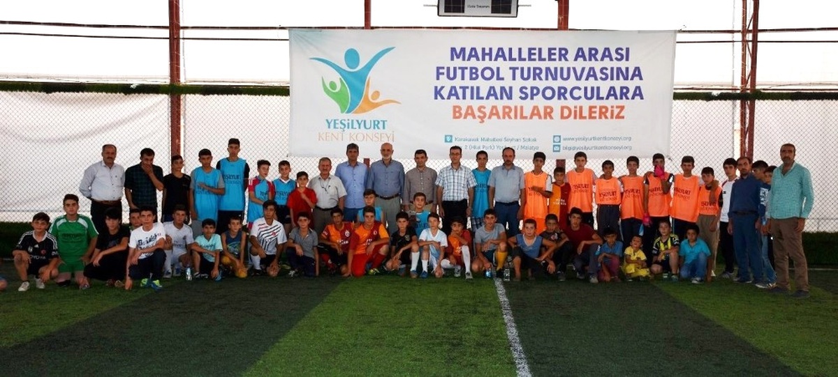 Yeşilyurt\'ta Mahalleler Arası Futbol Turnuvası