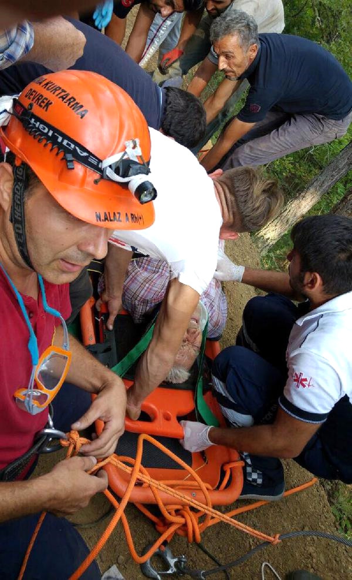 Zonguldak\'ta Atv Aracı Uçuruma Yuvarlandı: 1 Yaralı