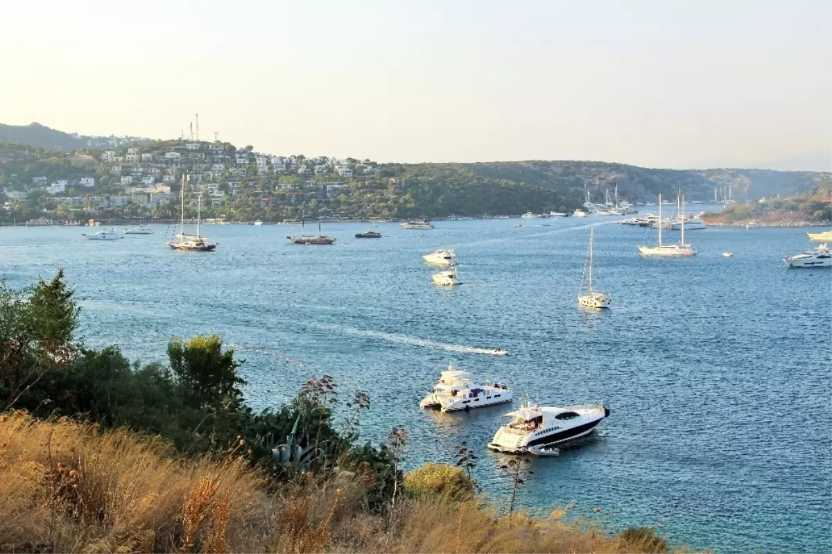 10 Günlük Tatil Müjdesini Duyan Turizmcinin Yüzü Güldü