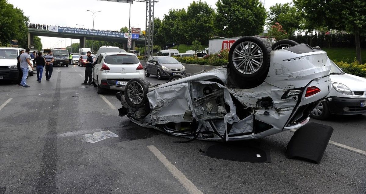 Ajans Press, Trafik Terörünü Tetikleyen Hurda Araçlar Üzerine Araştırma Yaptı