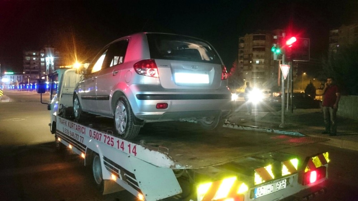 Alkollü Sürücü Yayaya Çarptı: 1 Ölü, 1 Yaralı