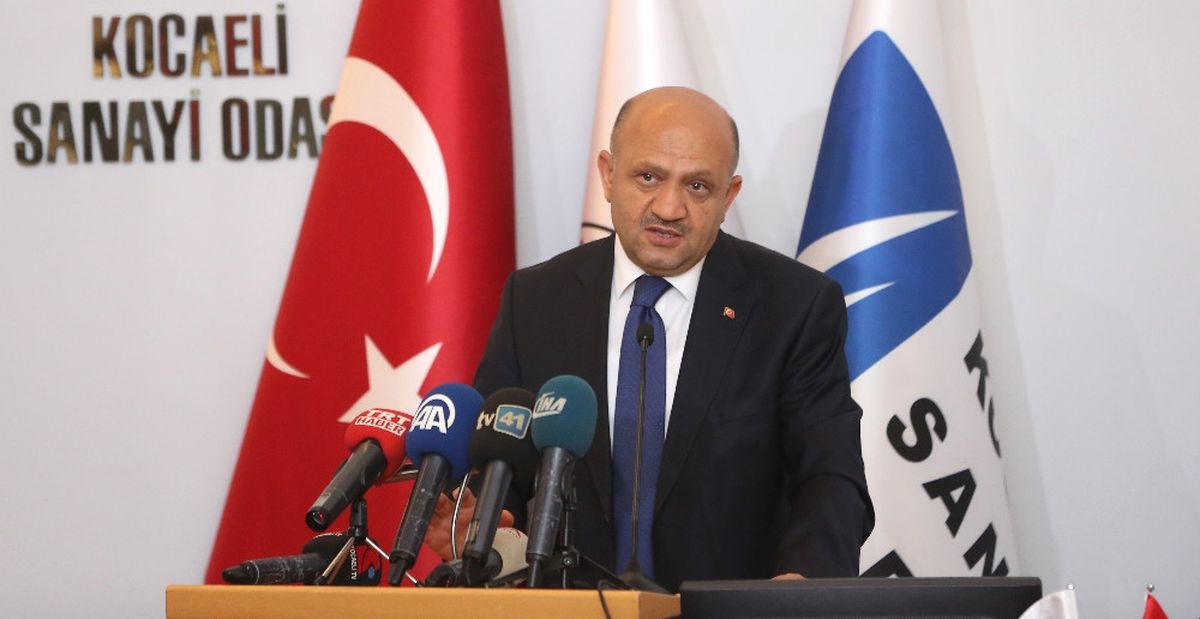 Almanya\'daki Seçimlerden Sonra Ilişkiler..."
