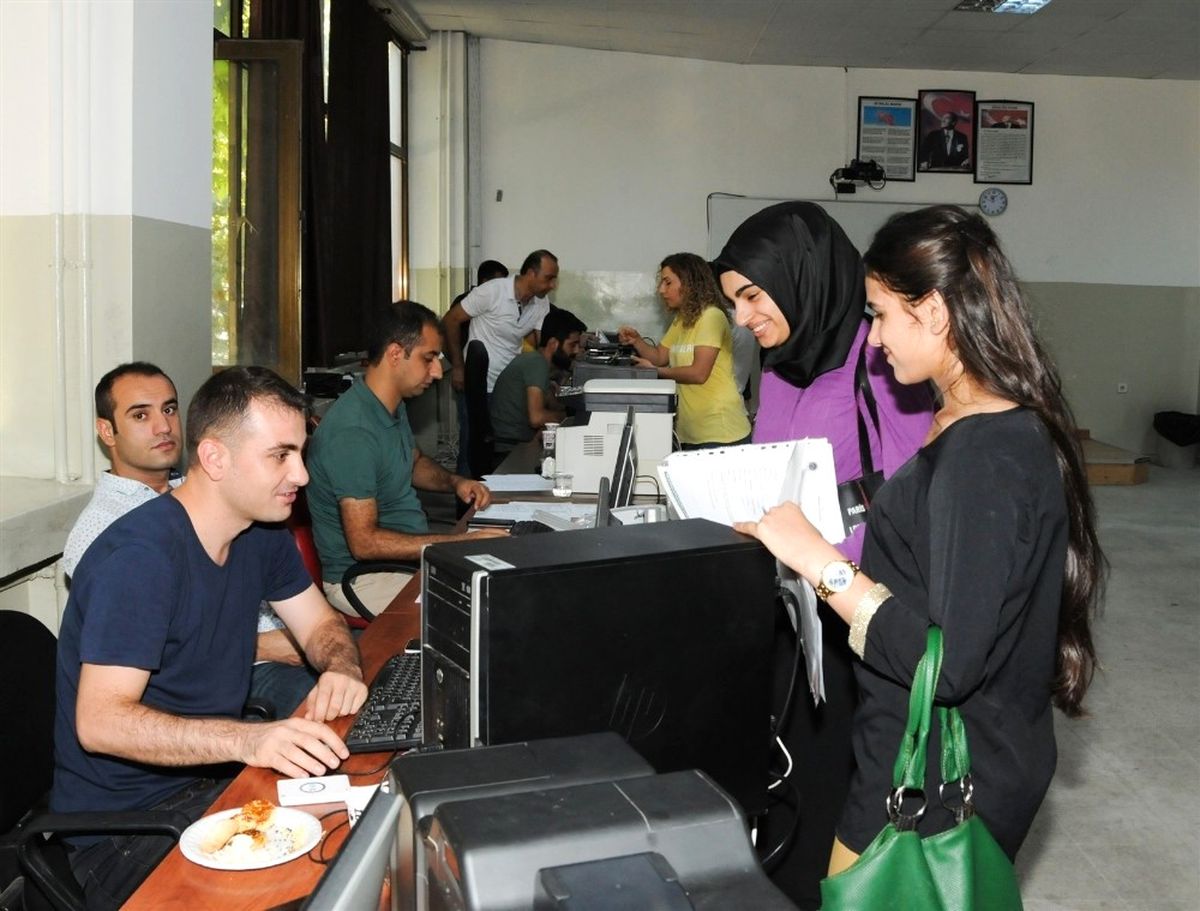 Batman Üniversitesini 2 Bin 542 Öğrenci Adayı Tercih Etti