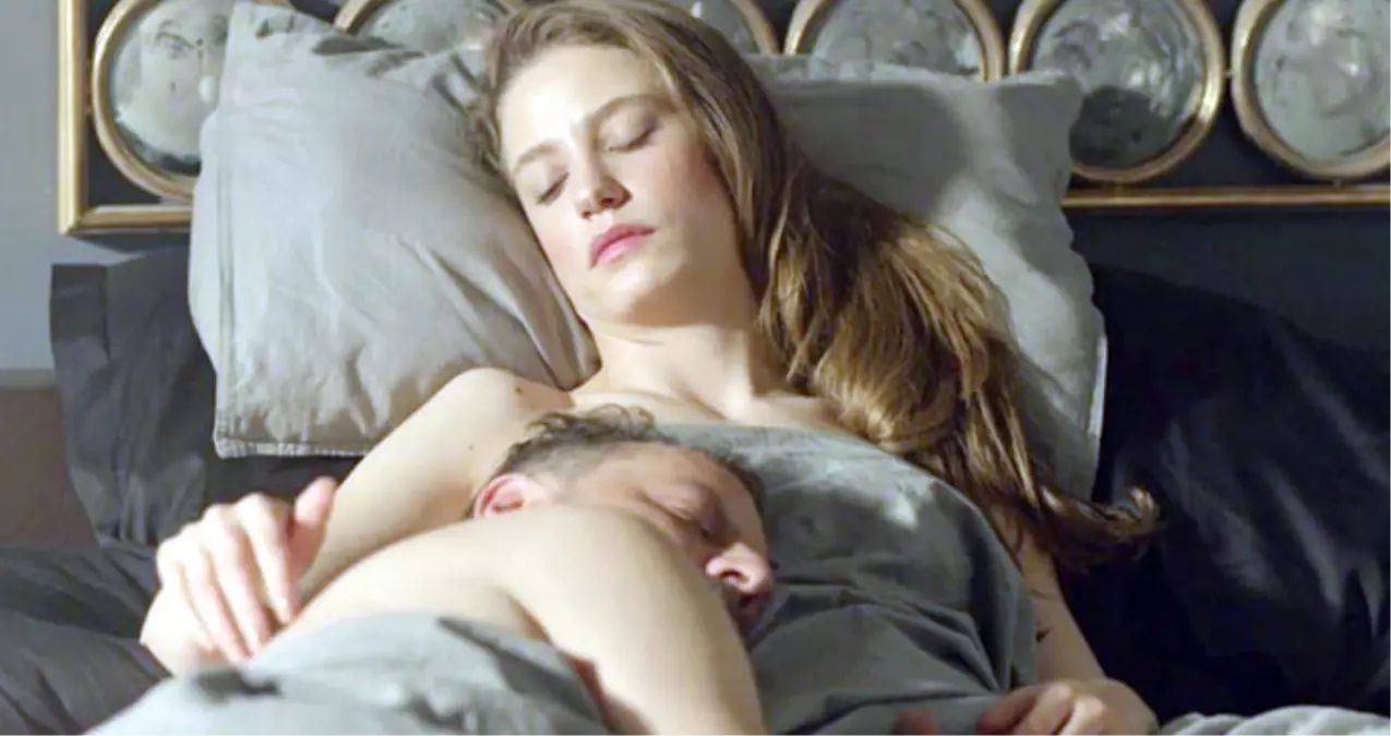 Cesur Sahneleriyle Bilinen \'Fi\' Dizisi Show TV\'de Yayınlanacak