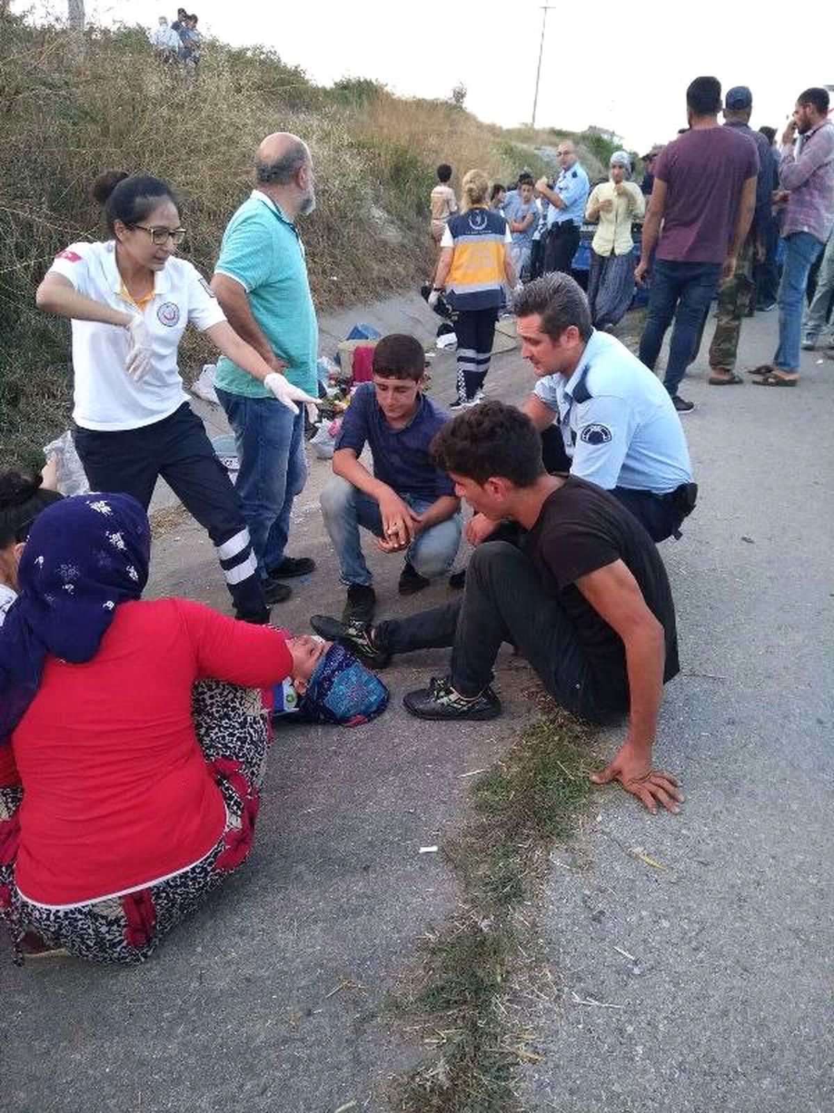 Fındık İşçilerini Taşıyan Pat Pat Devrildi: 5 Yaralı