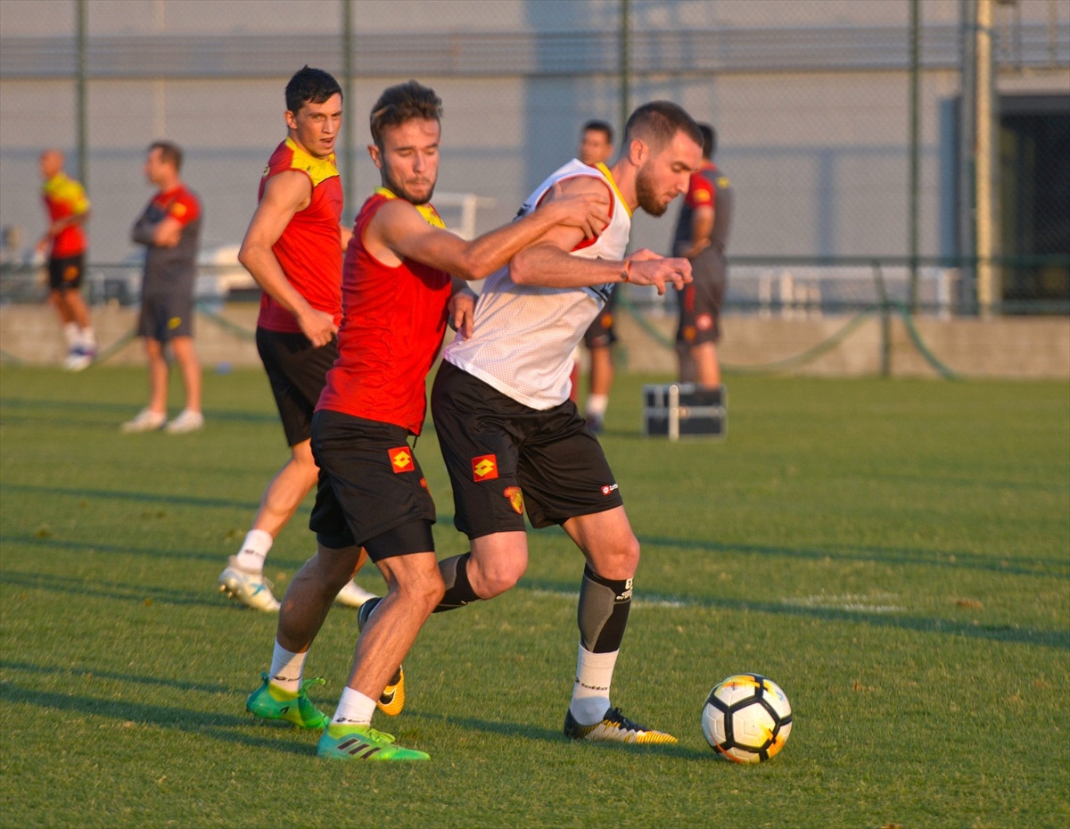 Göztepe\'de Kayserispor Maçı Hazırlıkları