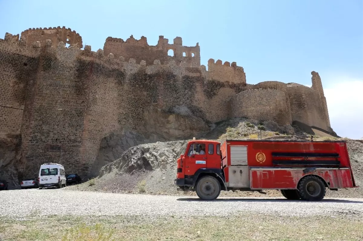 Gürpınar Belediyesi Kültürel Mirasa Sahip Çıkıyor