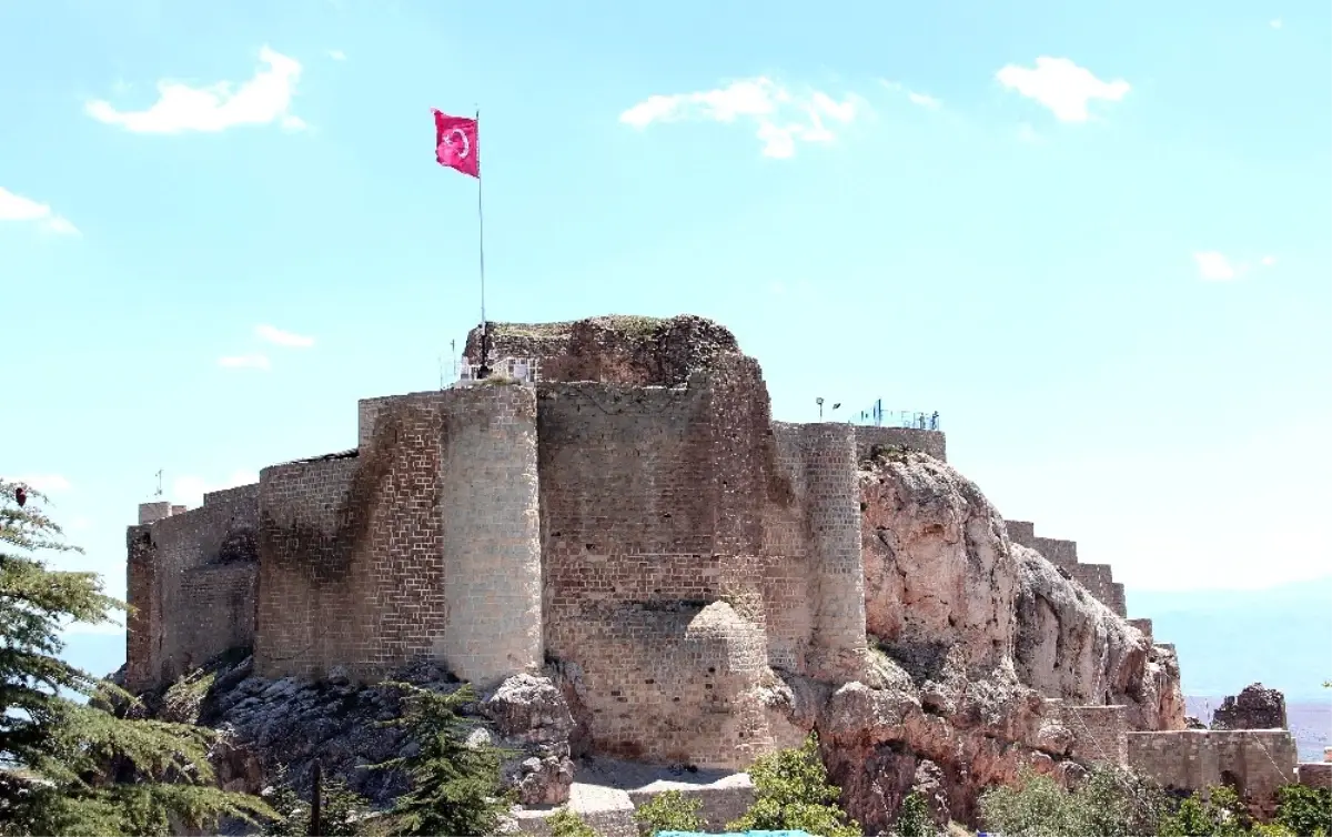 Harput Kalesi 24 Saat Koruma Altında