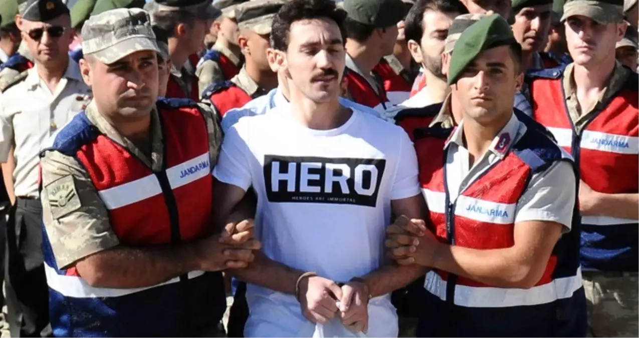 "Hero" Tişörtü Giyen Sanığın Avukatı Tutuklandı