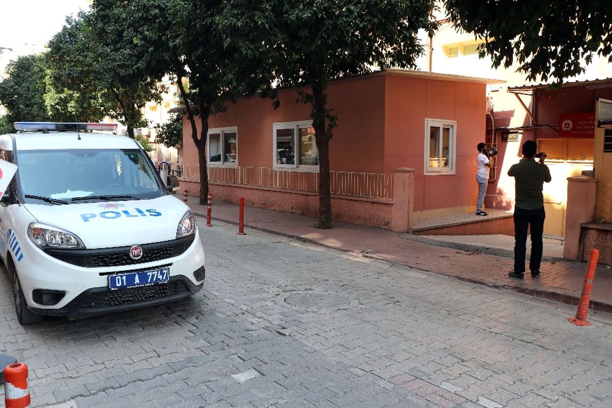 Hollandalı Hoffman\'ın Ailesi Gelmediği İçin Cesedi Adli Tıpta Kaldı