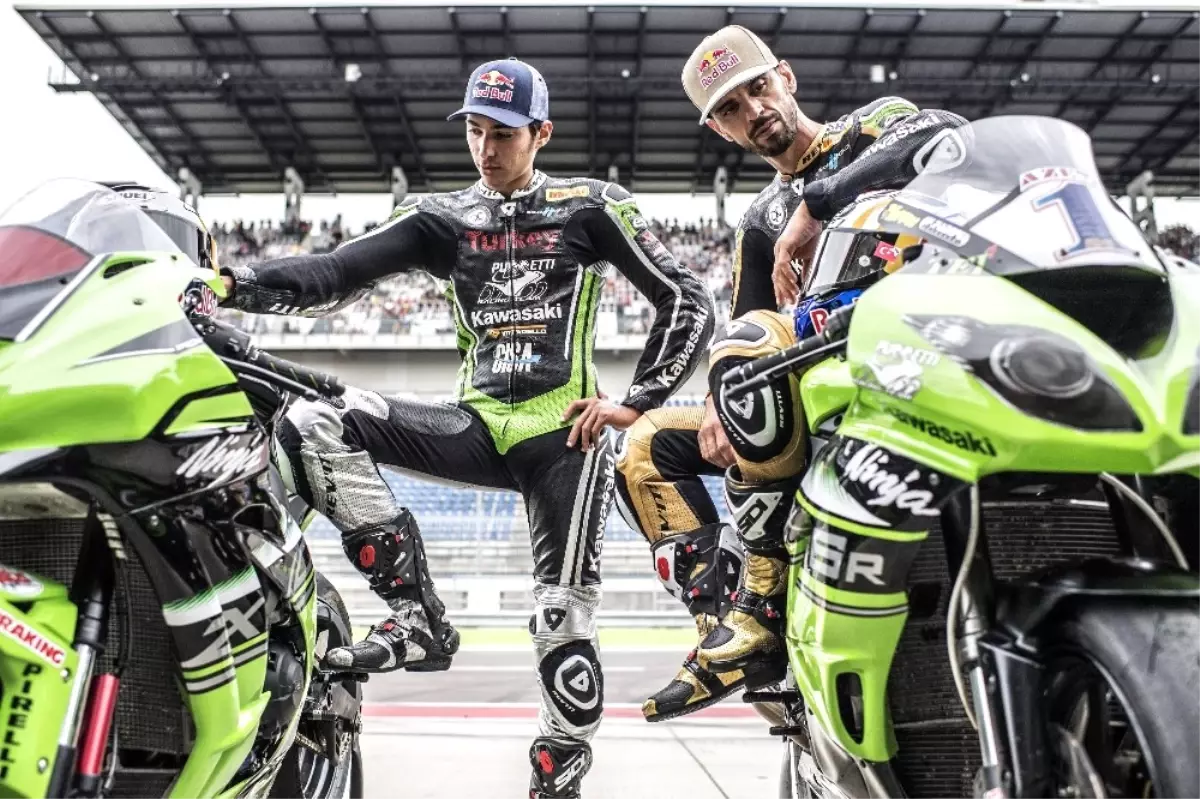 Kenan Sofuoğlu ve Toprak Razgatlıoğlu Kritik Virajda