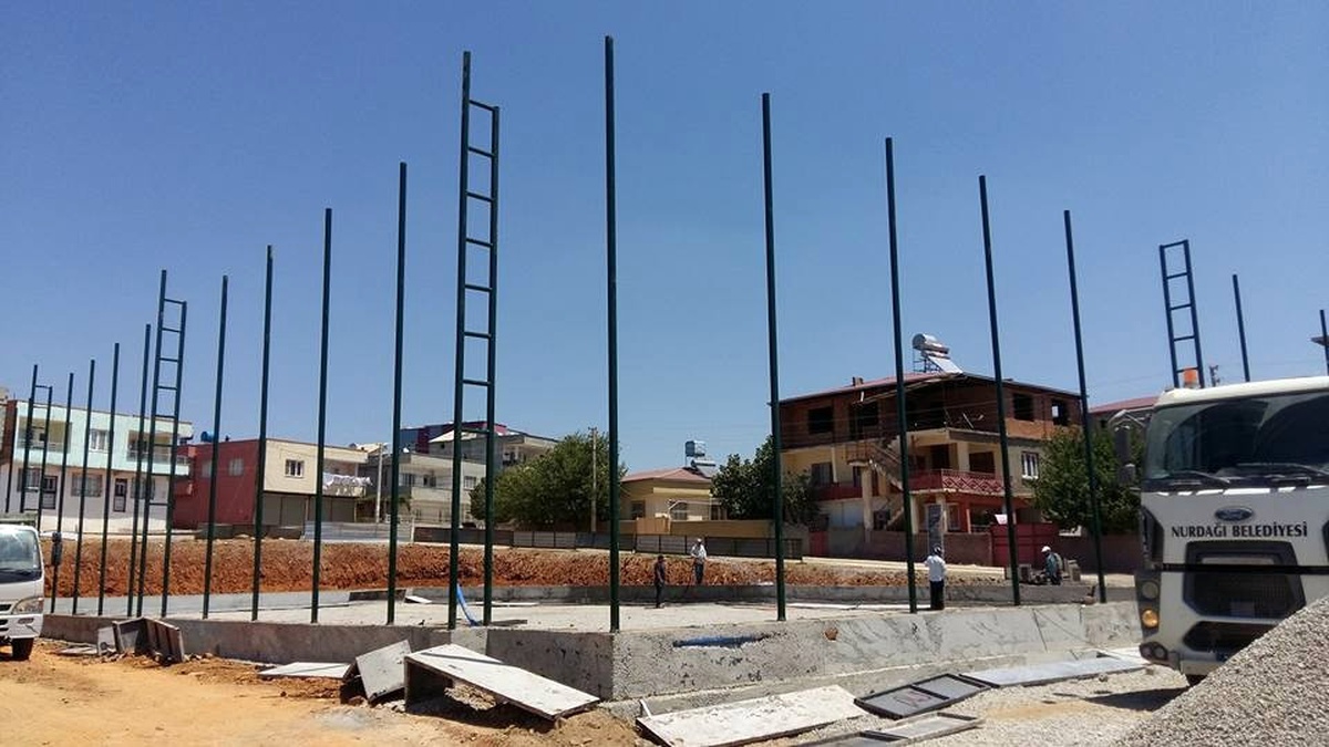 Nurdağı\'nda Gençler İçin Spor Kompleksi