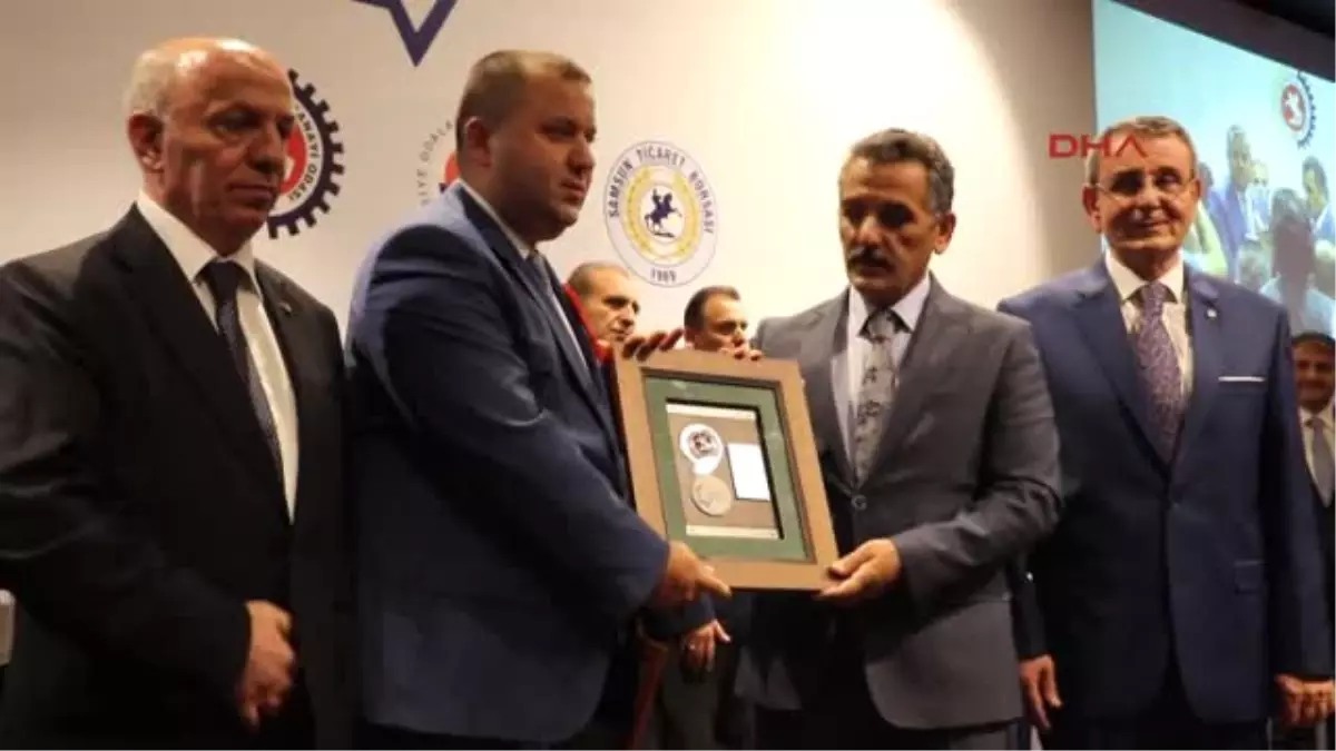 Samsun TOBB Başkanı Hisarcıklıoğlu, Samsun\'da Ödül Törenine Katıldı