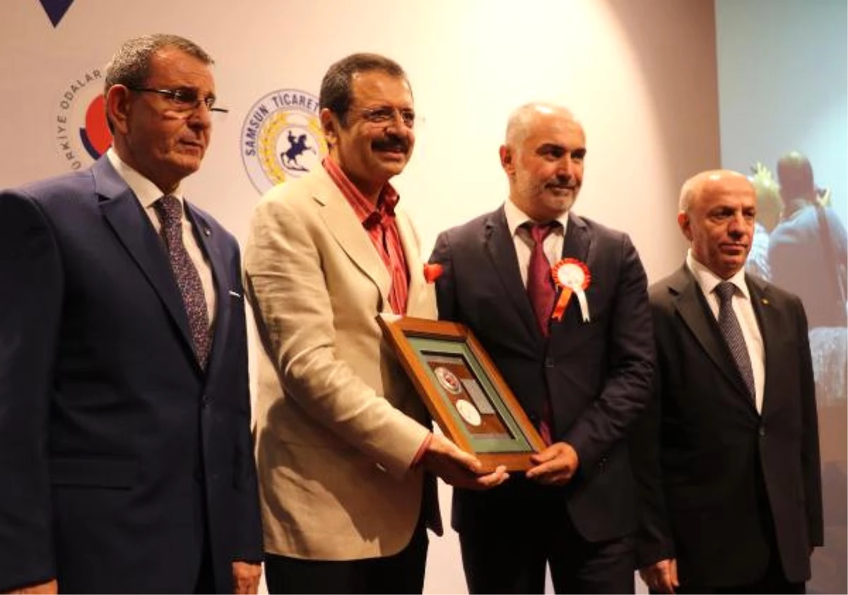 TOBB Başkanı Hisarcıklıoğlu, Samsun\'da Ödül Törenine Katıldı