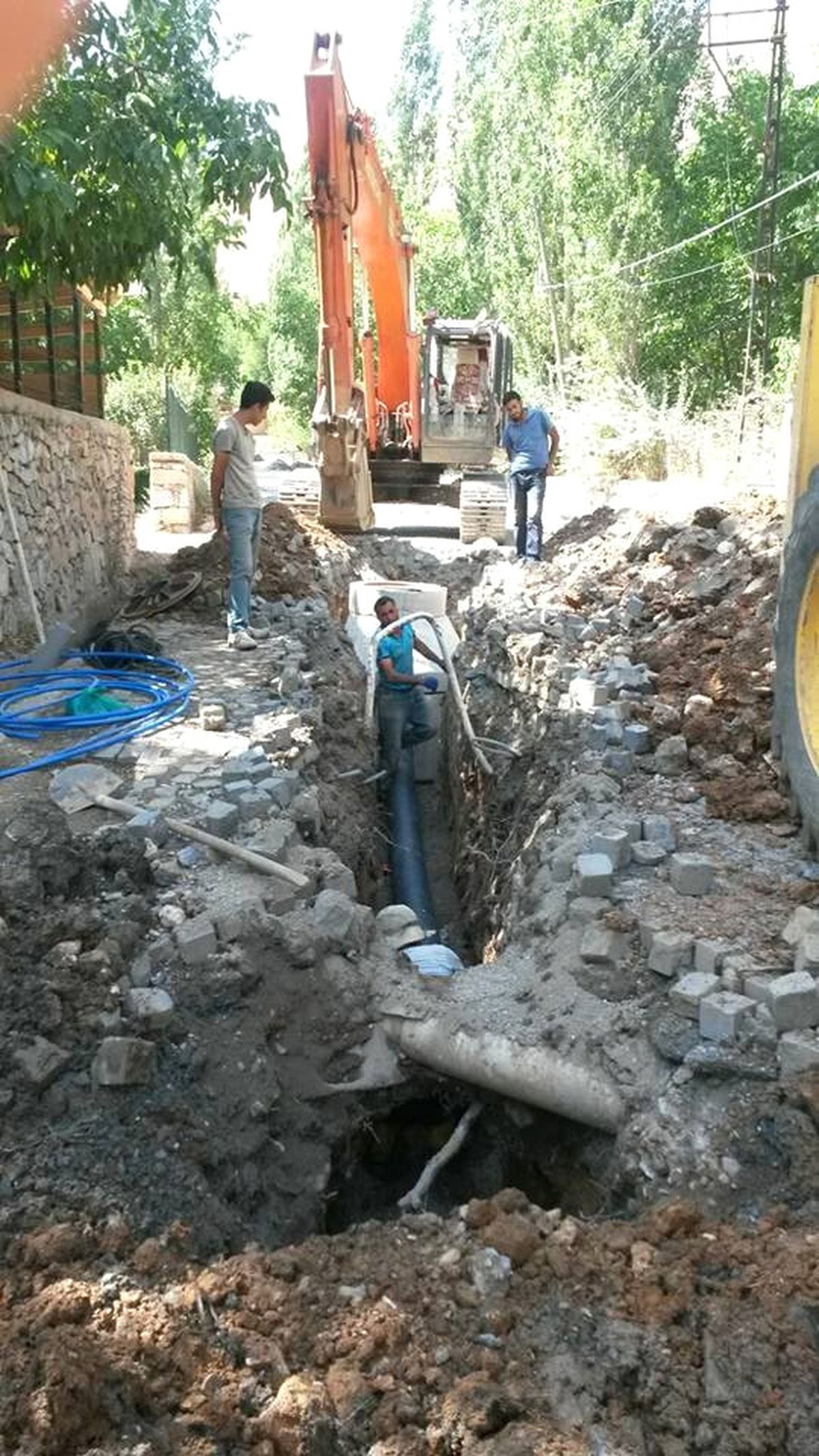 Van\'ın Bahçesaray\'da Alt Yapı Çalışmaları Devam Ediyor