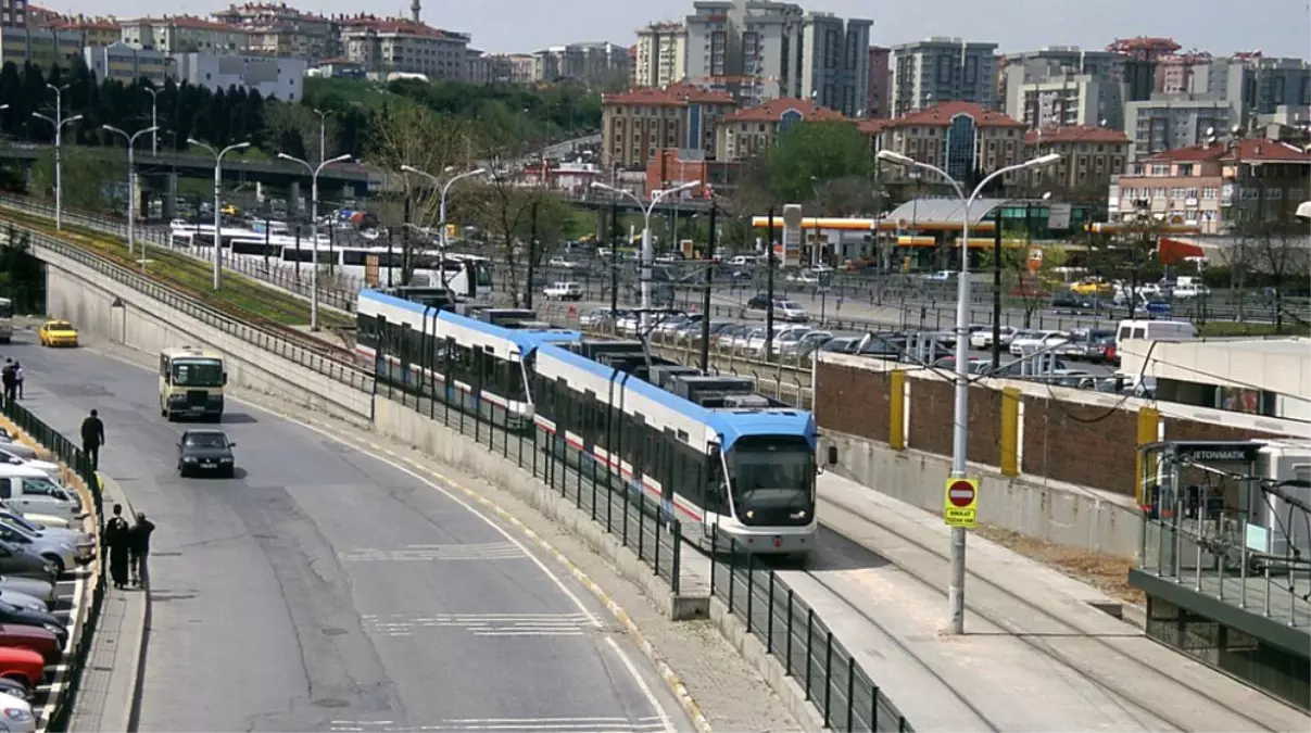Zeytinburnu Tramvay Hattı Yerin Altına Alınıyor
