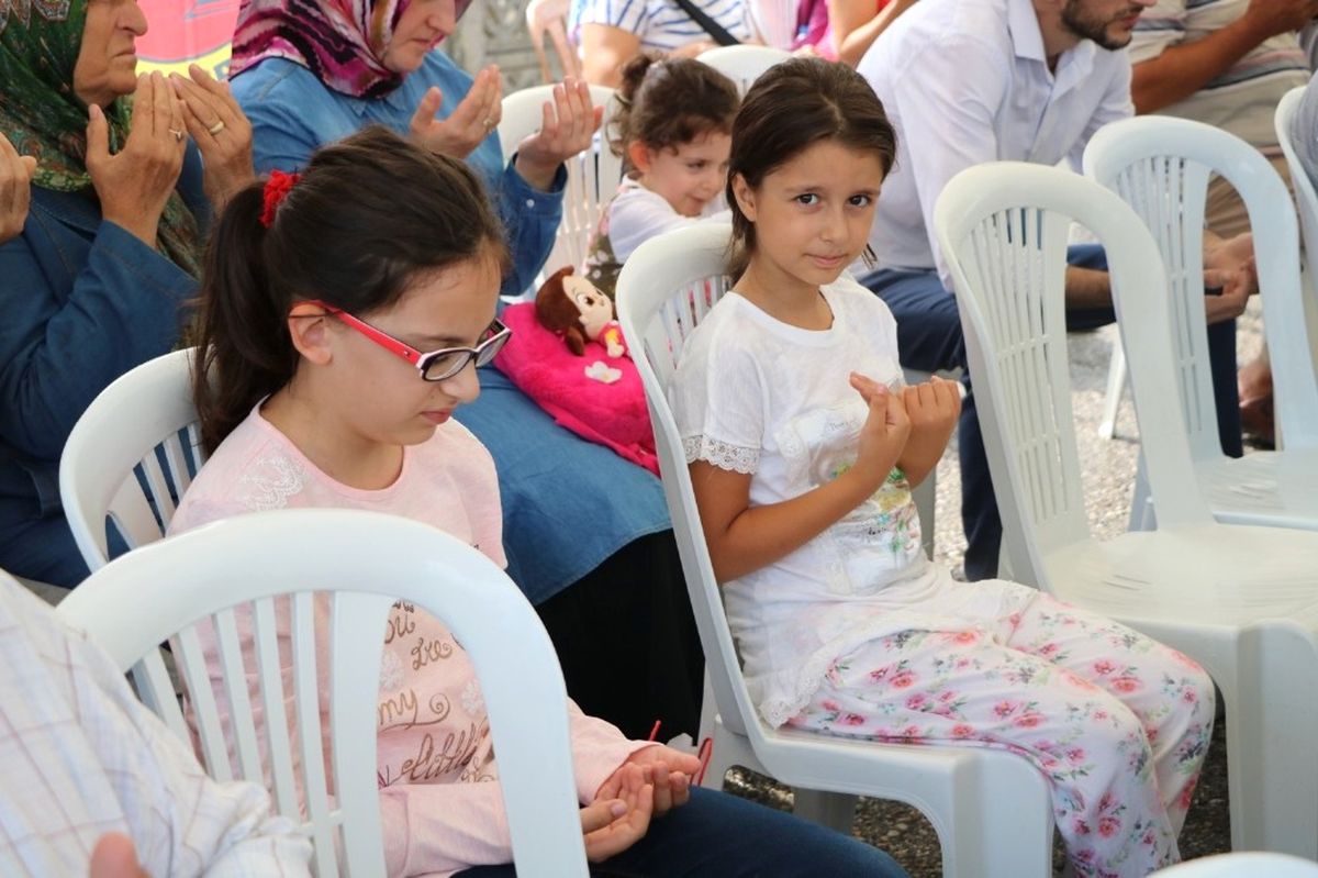 17 Ağustos Depreminde Vefat Edenler Dualarla Anıldı