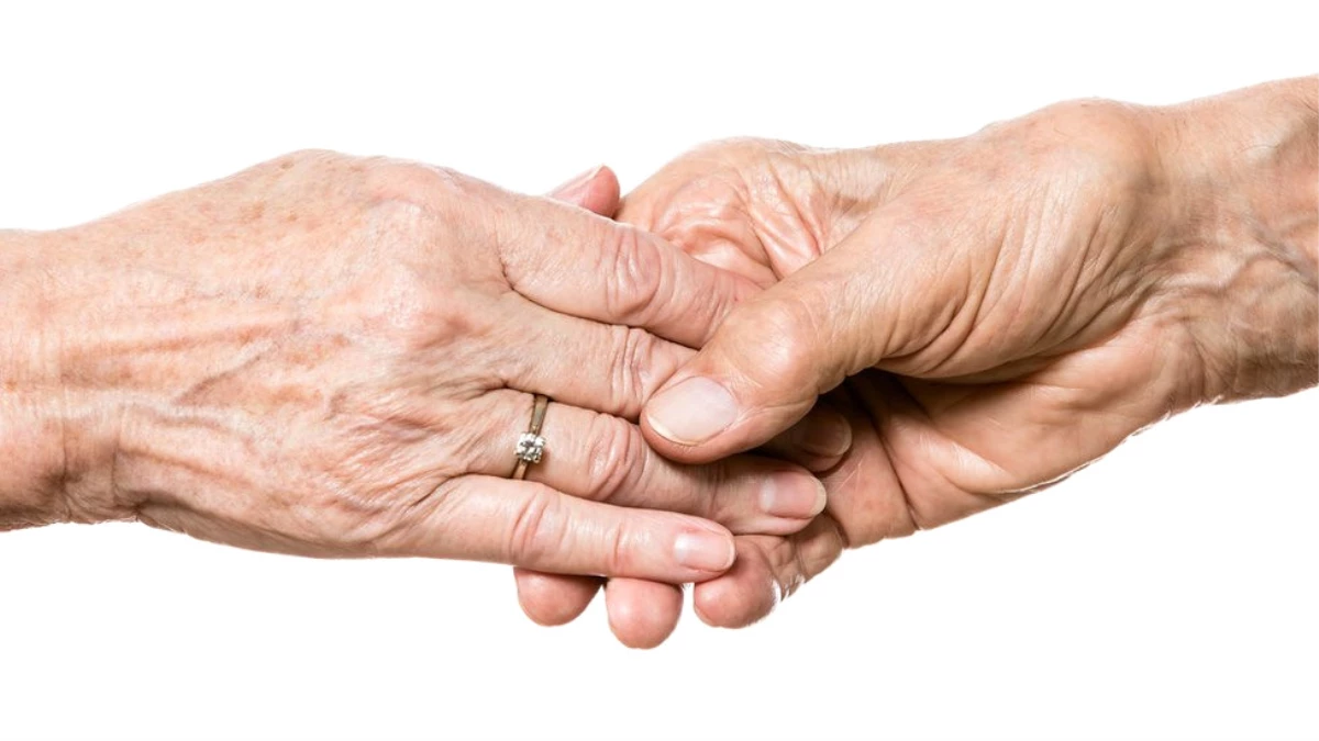 65 Yıllık Evli, 91 Yaşındaki Çift El Ele Ötanazi Yaptı