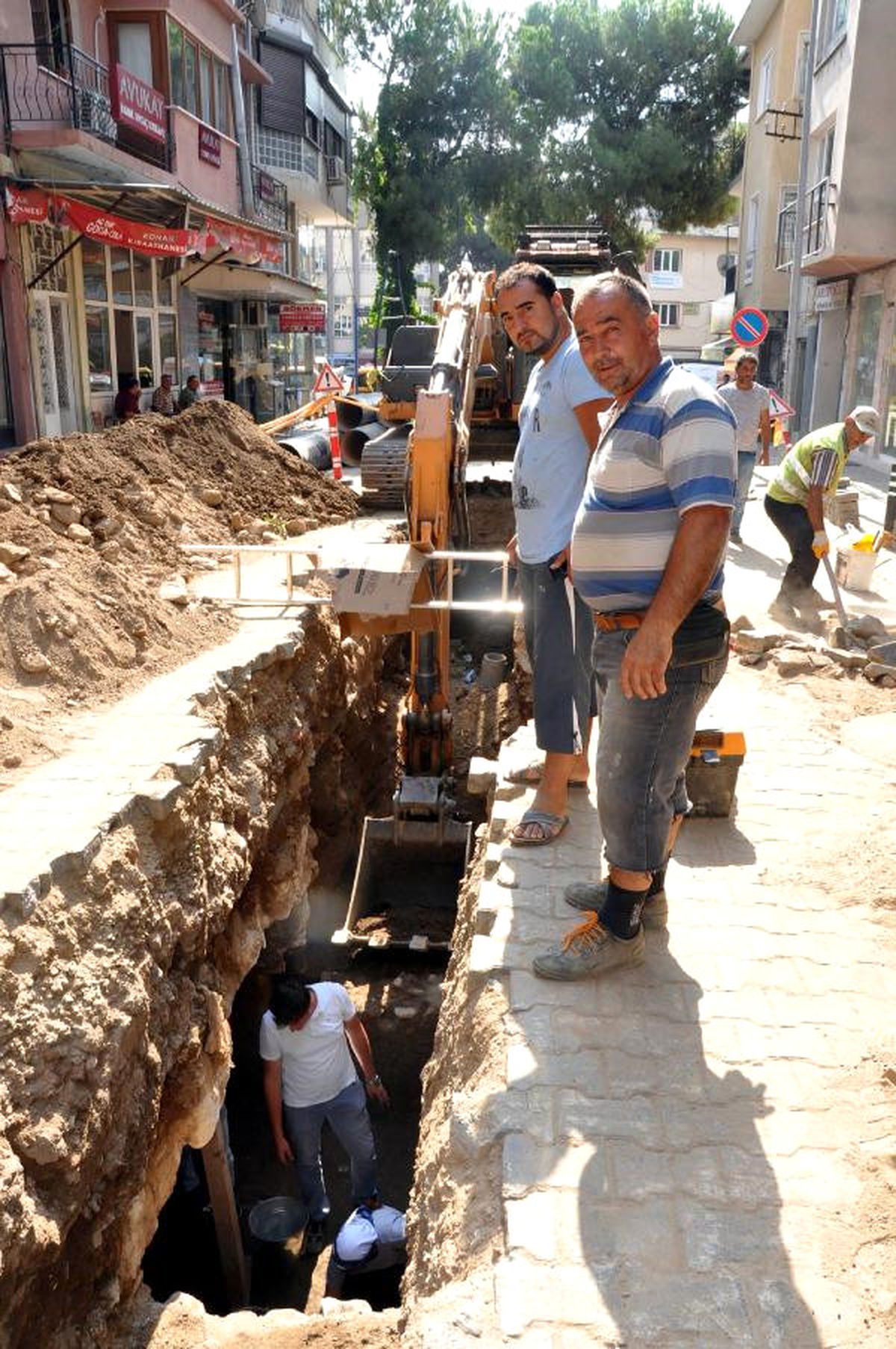 Anıt Mezarda Arkeologlar Çalışmaya Başladı