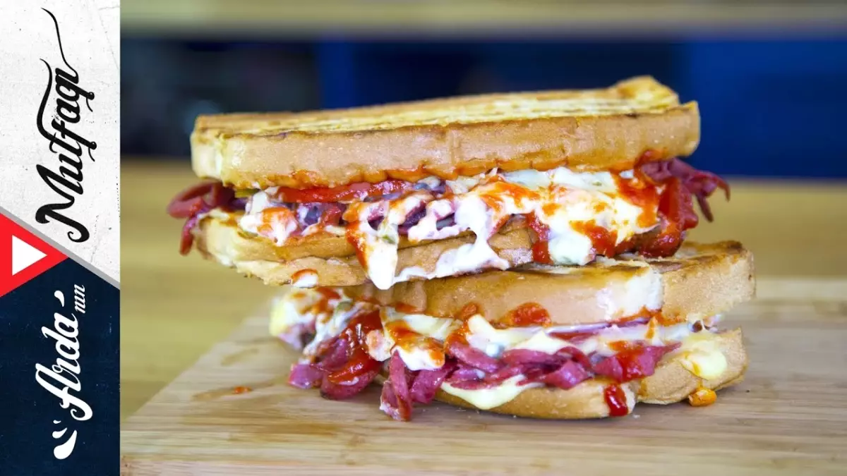 Arda'nın Mutfağı Ayvalık Tostu Tarifi