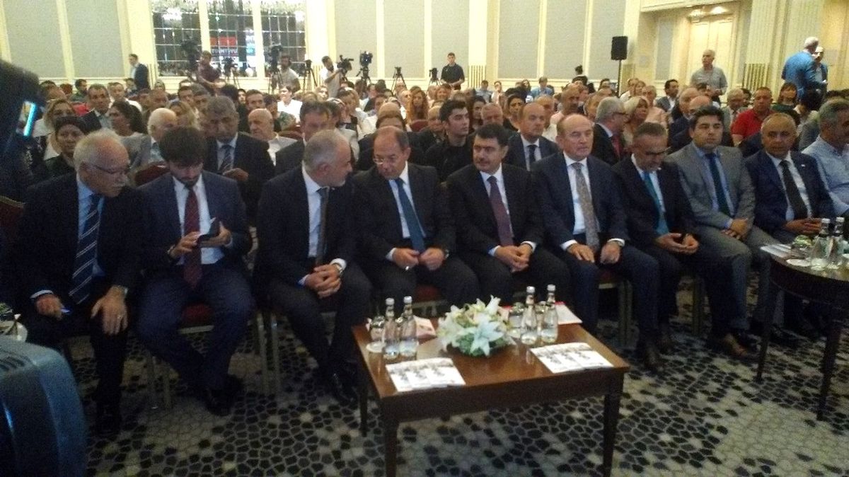 Başbakan Yardımcısı Akdağ, "Afad\'la Birlikte Gönüllülerin Çalışması Üzerine Çok Yoğun Bir Şekilde...