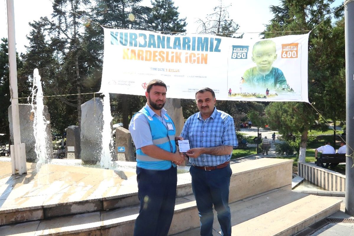 Başkan Cabbar\'dan Kurban Bağışı